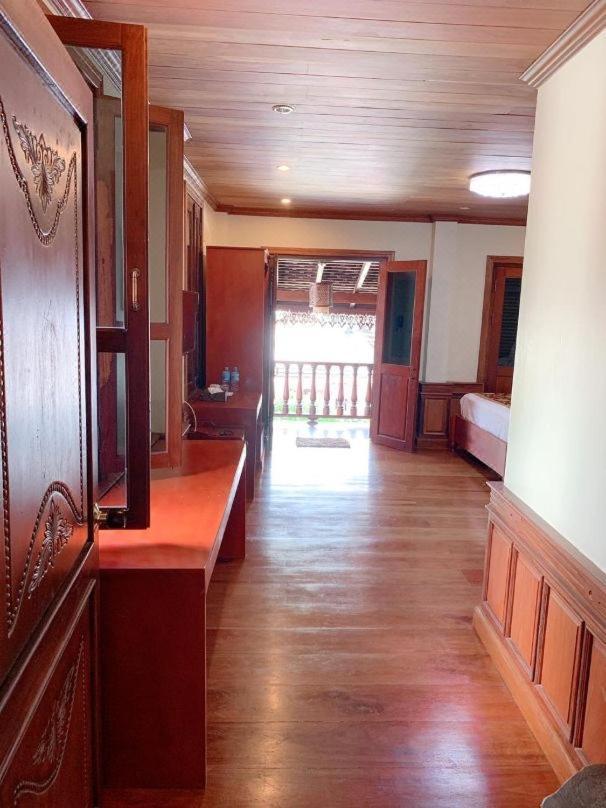 遗忘时光guesthouse Sky Dragon Guesthouse 琅勃拉邦 外观 照片